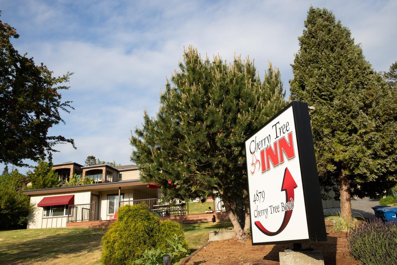 Cherry Tree Inn Saanich Buitenkant foto